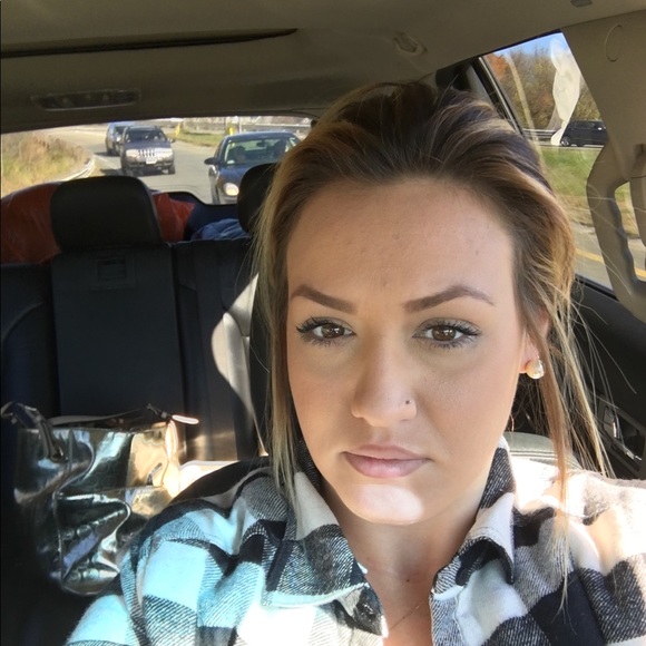 Meet your Posher, Raelyn - Picture 1 of 1